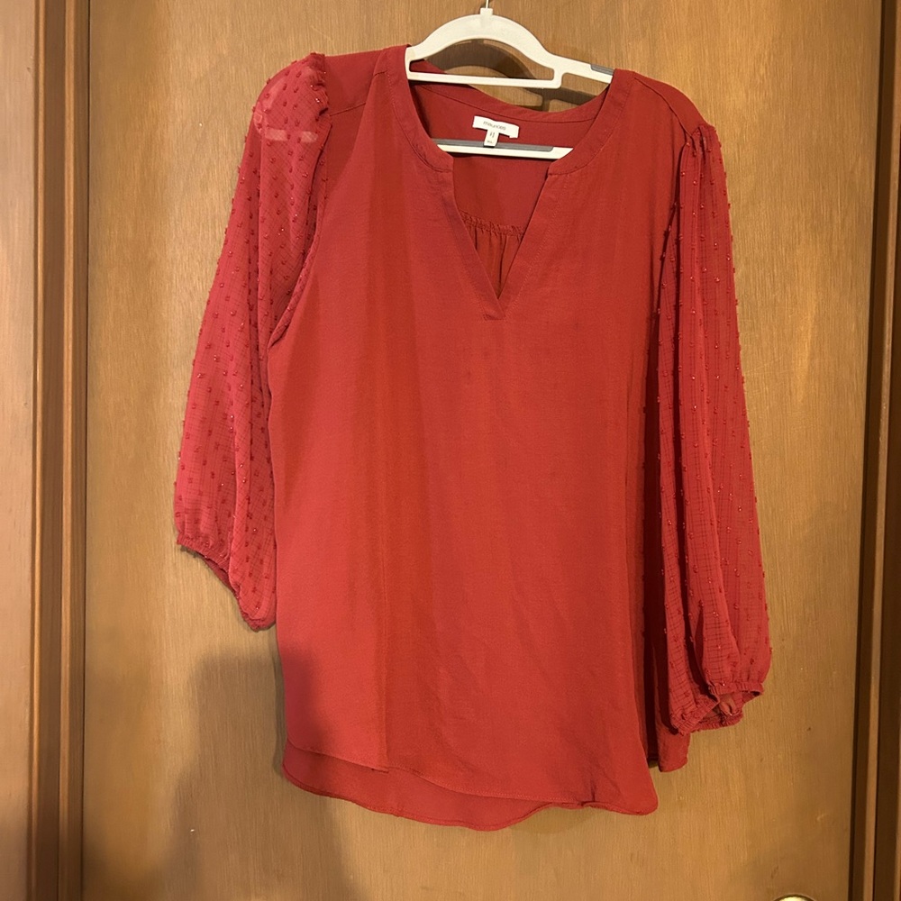 Women's burgundy Blouse